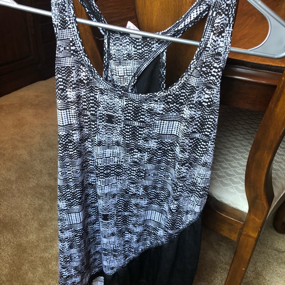 Loose activewear tank top